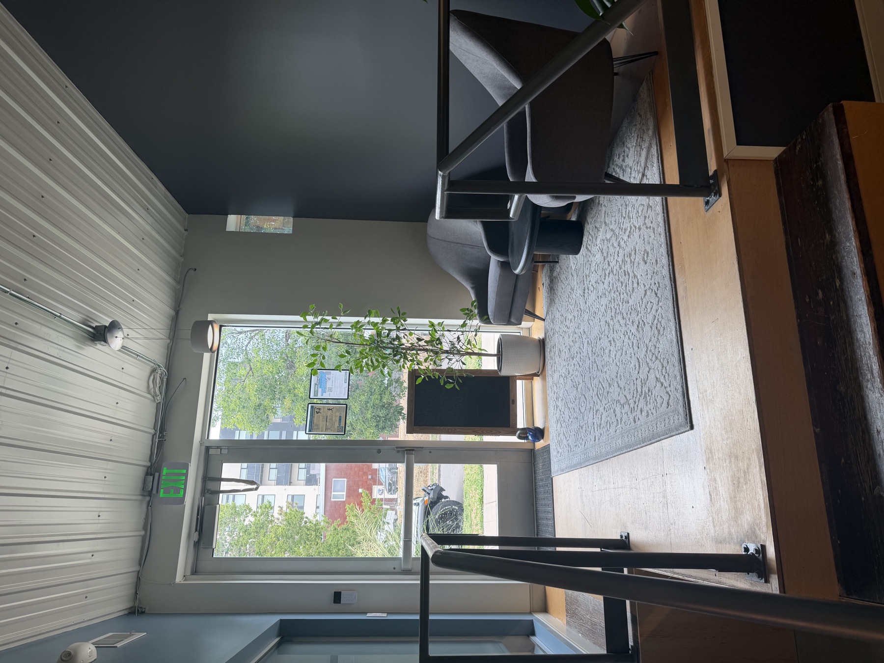 The entry and welcome nook at DSR coworking